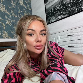 Tasty Blonde
